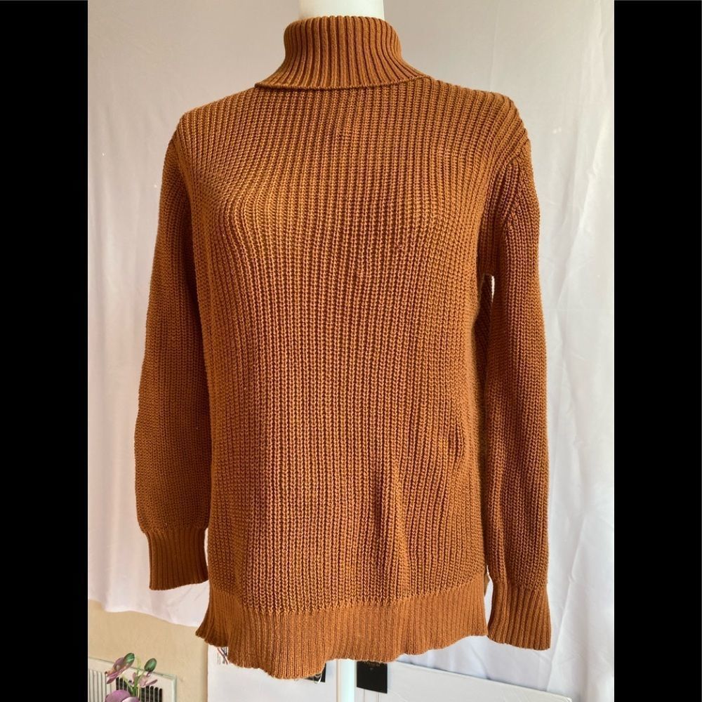❤️Turtleneck sweater 🌸 - Picture 1 of 3